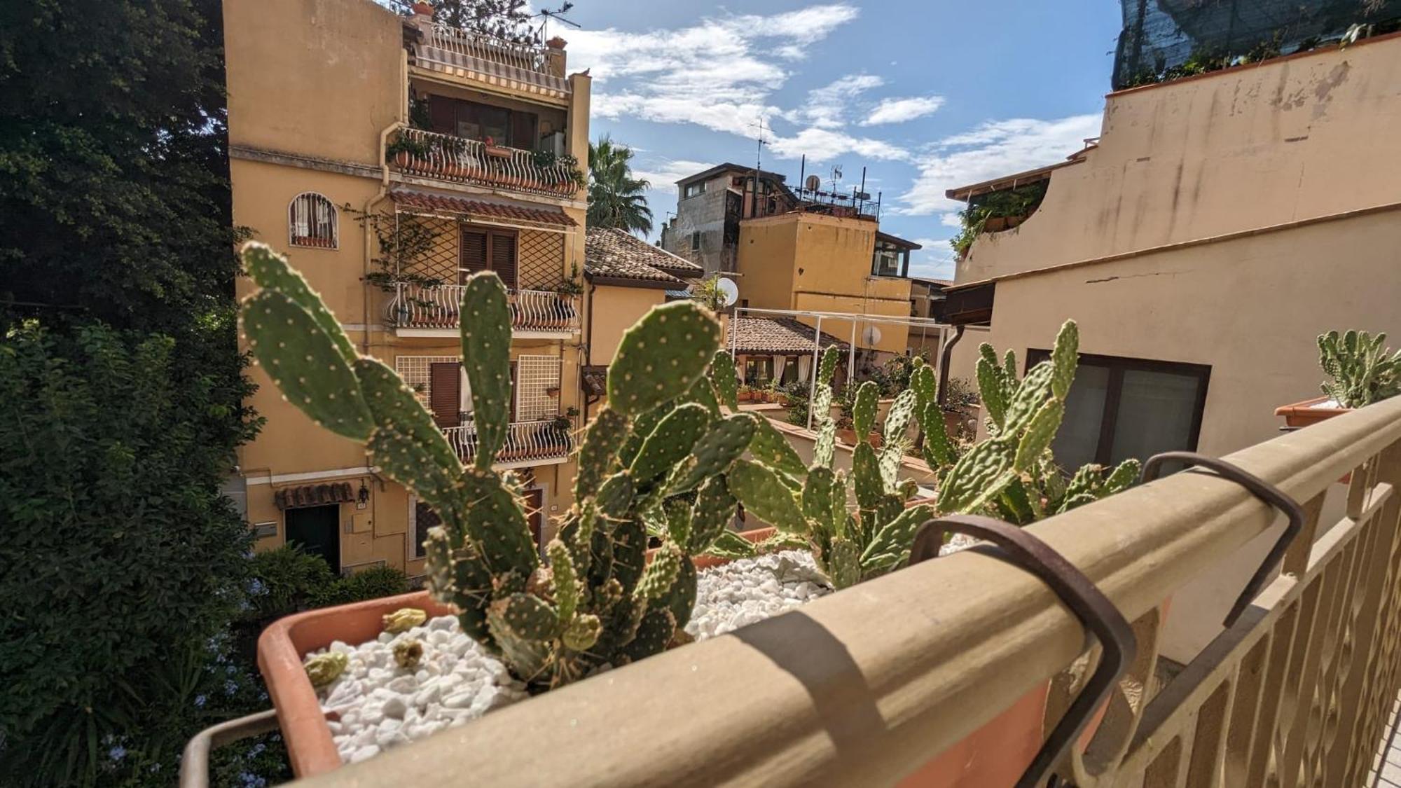 Opuntia Charming Rooms Таормина Экстерьер фото